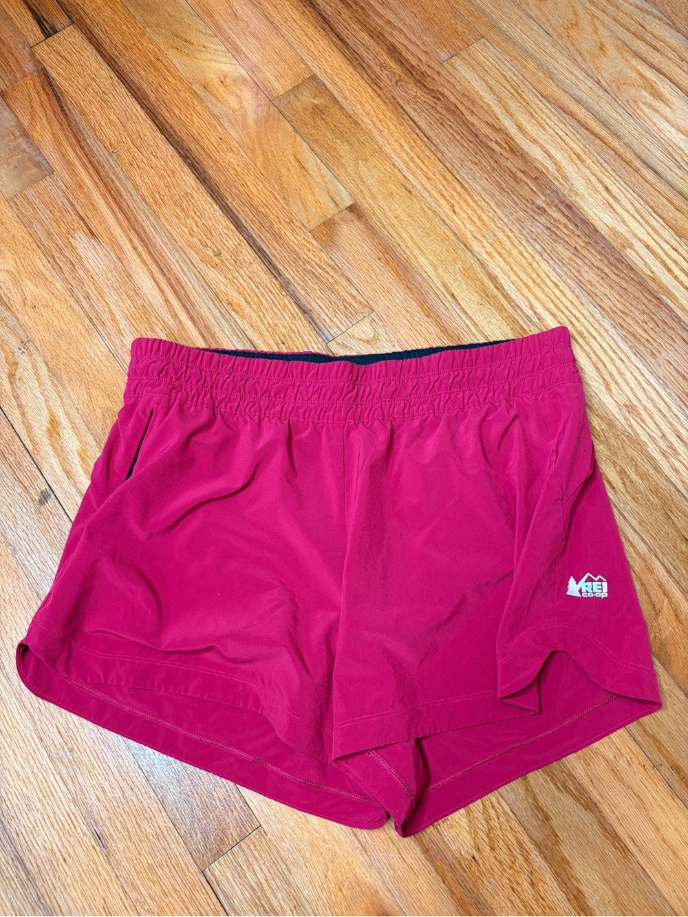 REI Coop Women's Magenta Pink Active Shorts Large